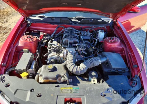 2010 Ford Mustang z USA, uszkodzony, nr VIN 1ZVBP8EN6A5140563